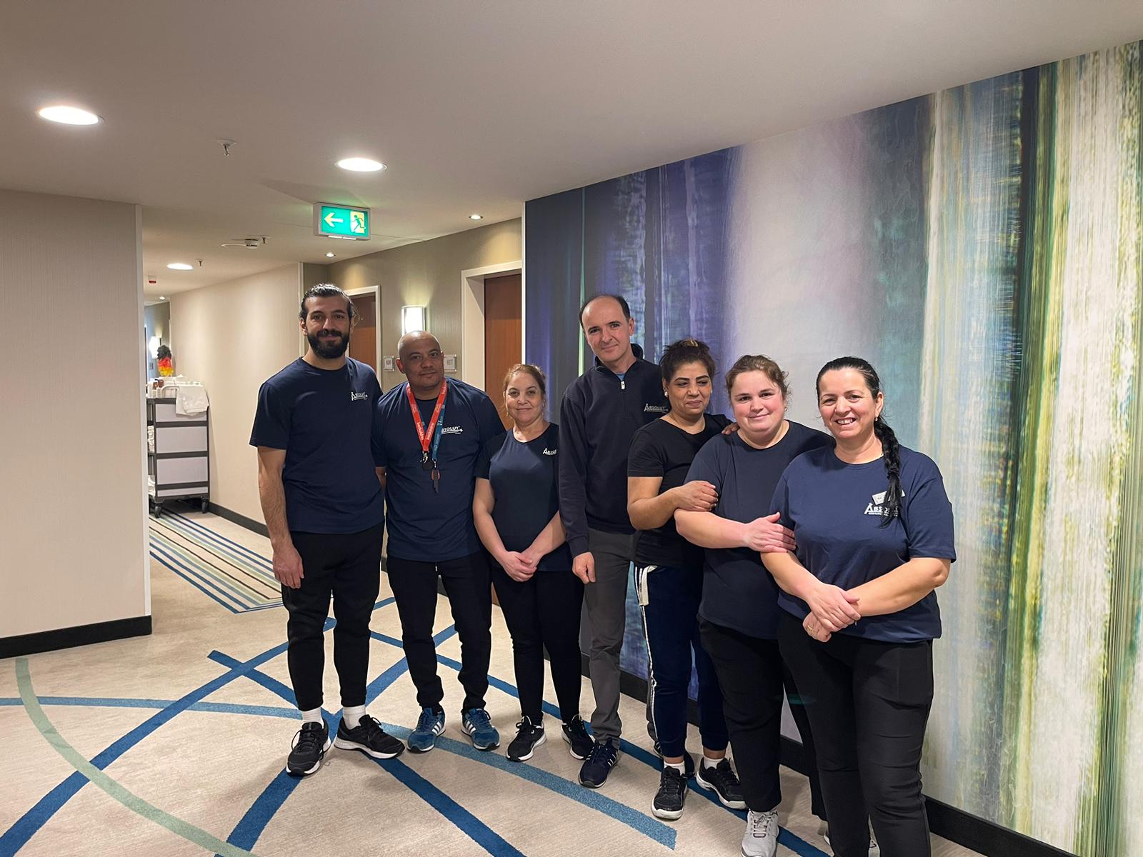 Absolut Gebäudereinigung Team